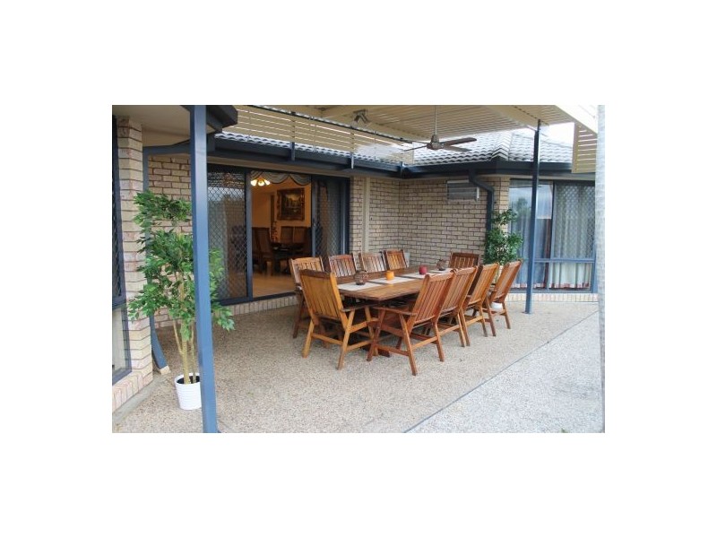 39 Aspen Street, Carindale QLD 4152