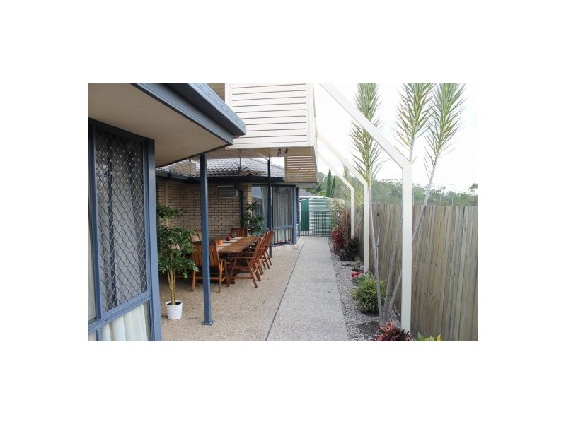 39 Aspen Street, Carindale QLD 4152