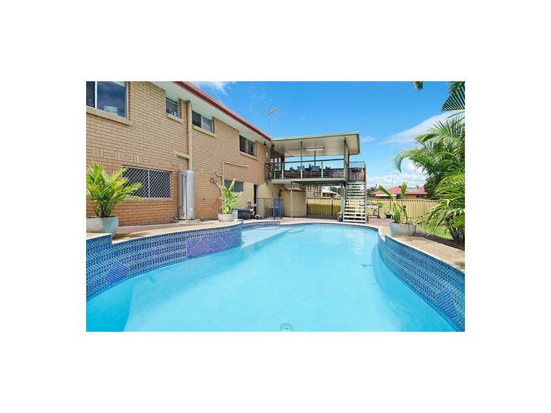 145 Ham Road, Mansfield QLD 4122