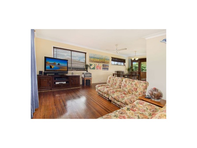 145 Ham Road, Mansfield QLD 4122