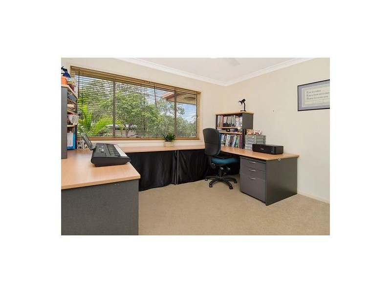 145 Ham Road, Mansfield QLD 4122