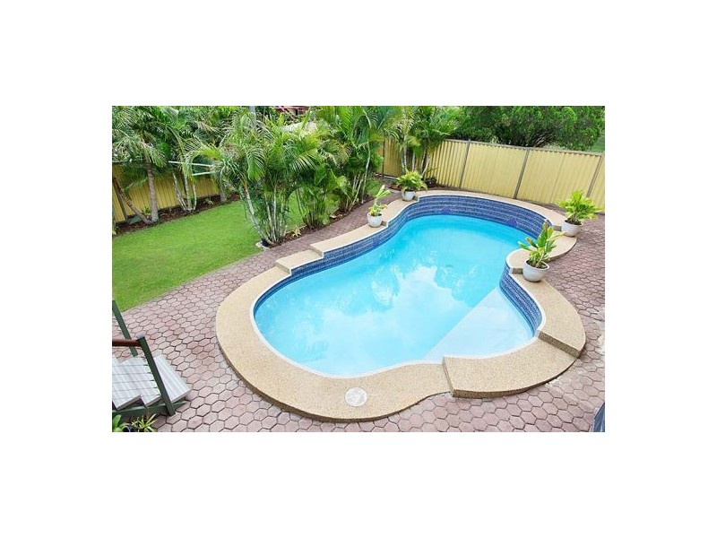 145 Ham Road, Mansfield QLD 4122