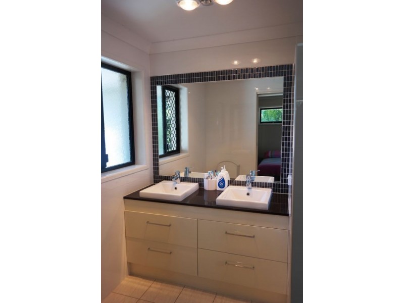 1 Verbena Street, Mount Gravatt QLD 4122