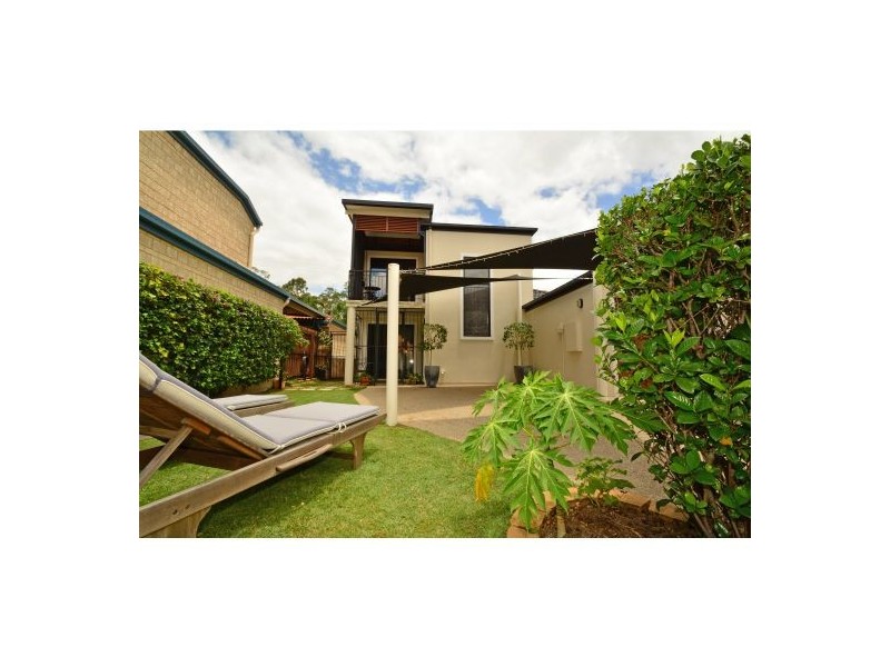 30 Estate Place, Holland Park West QLD 4121