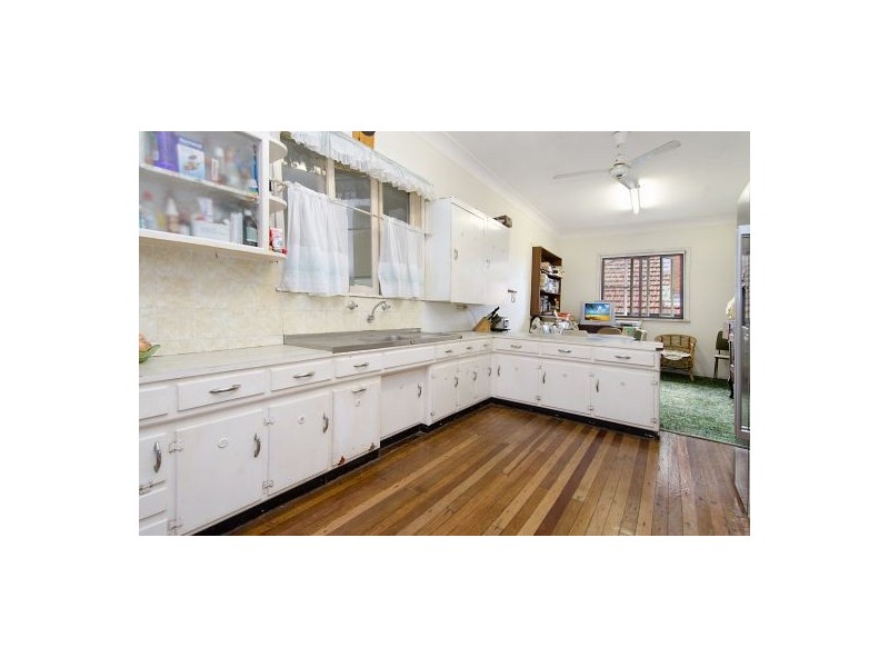 63 Amulree Street, Tarragindi QLD 4121