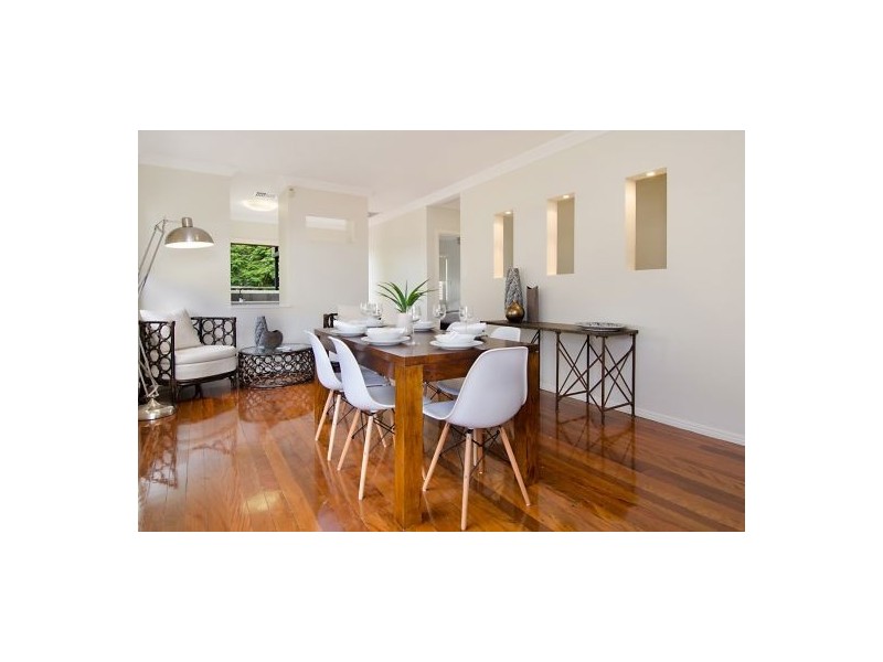 19 Dowar Street, Coorparoo QLD 4151