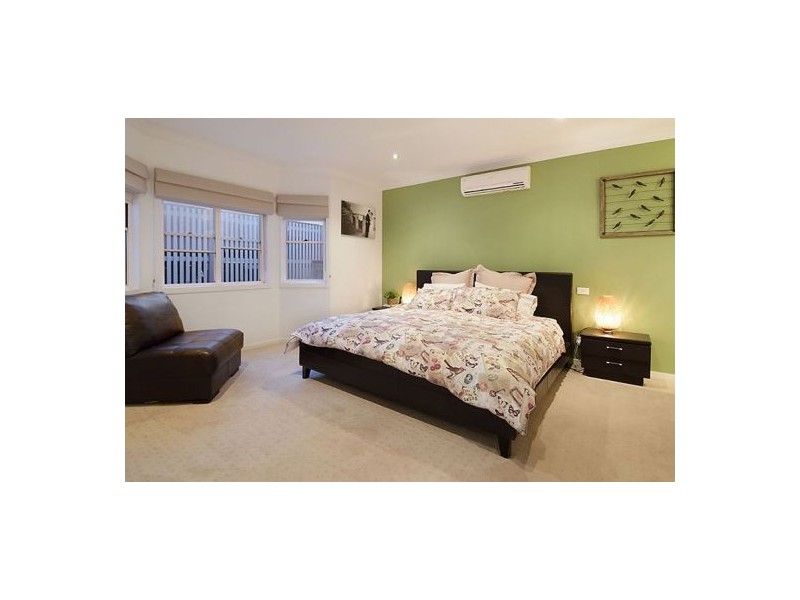 23 Lockyer Street, Camp Hill QLD 4152