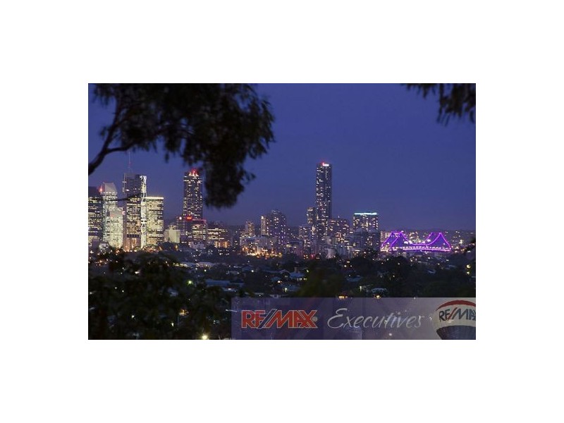 65 Kneale Street, Holland Park West QLD 4121