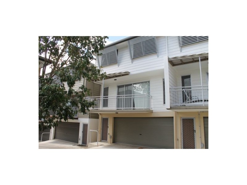 5/8 Eric Road, Holland Park QLD 4121