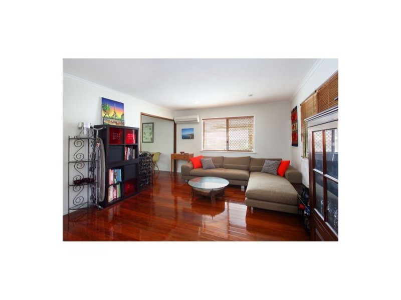 52 Malmrose Street, Wishart QLD 4122