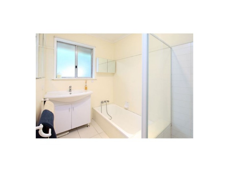 52 Malmrose Street, Wishart QLD 4122