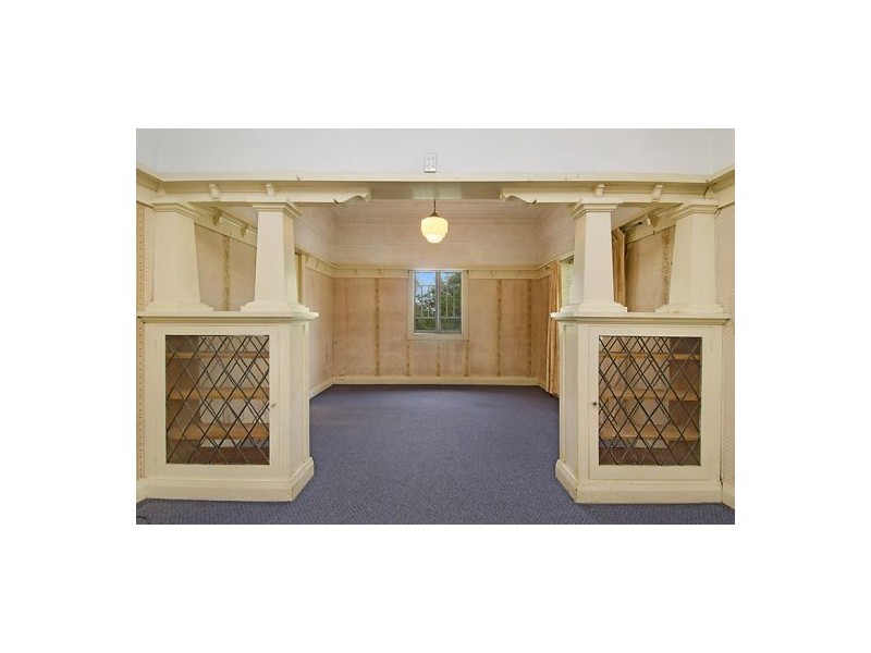 521 Cavendish Road, Coorparoo QLD 4151