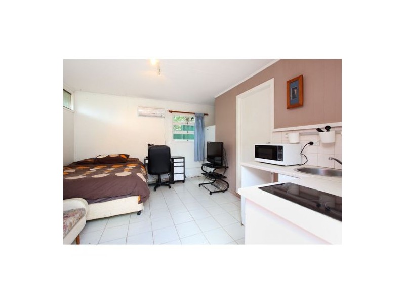 138 Bapaume Road, Holland Park West QLD 4121