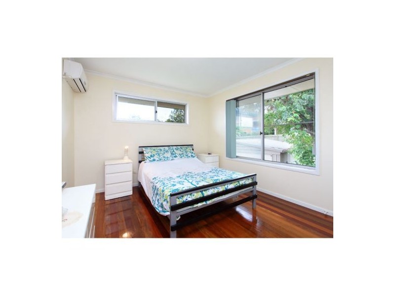 27 Cornflower Street, Mansfield QLD 4122