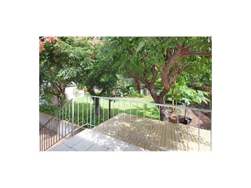 27 Cornflower Street, Mansfield QLD 4122