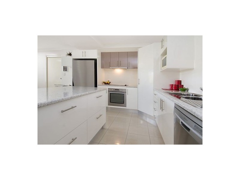 3/15 Rolle Street, Holland Park West QLD 4121