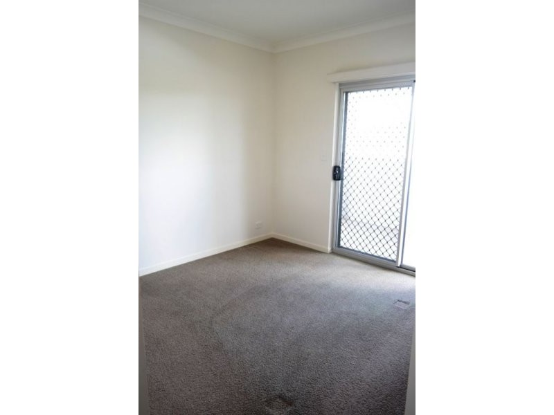 8/15 Rolle Street, Holland Park West QLD 4121