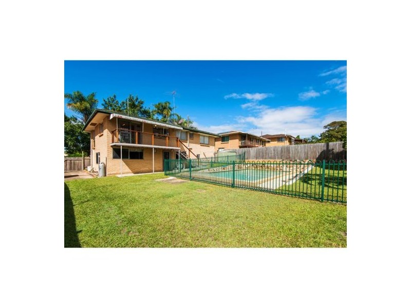 95 Ham Road, Mansfield QLD 4122