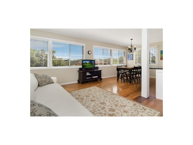 12 Harold Street, Holland Park QLD 4121