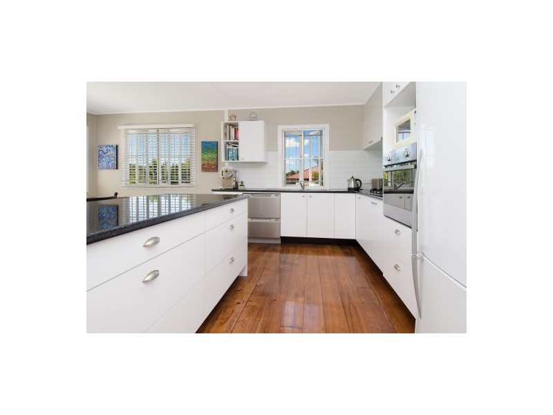 12 Harold Street, Holland Park QLD 4121