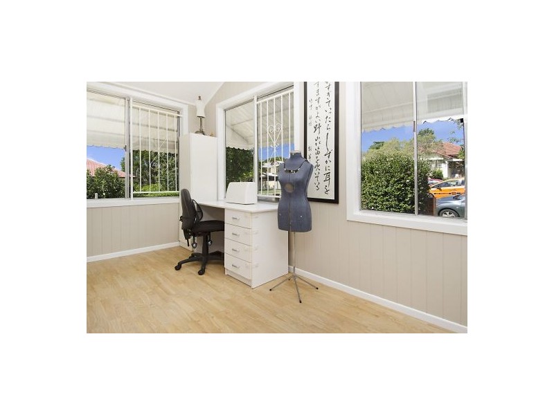 12 Harold Street, Holland Park QLD 4121