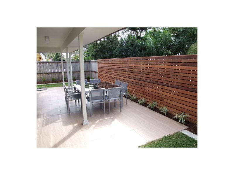 8 Nordenfeldt Rd, Cannon Hill QLD 4170