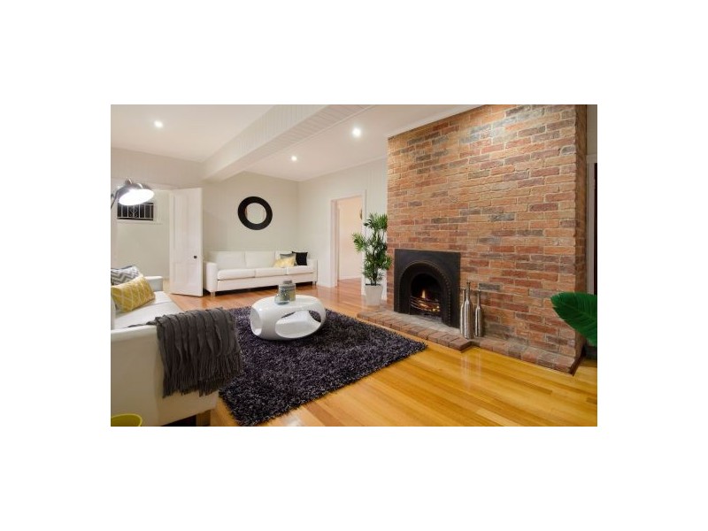89 Watson Street, Camp Hill QLD 4152