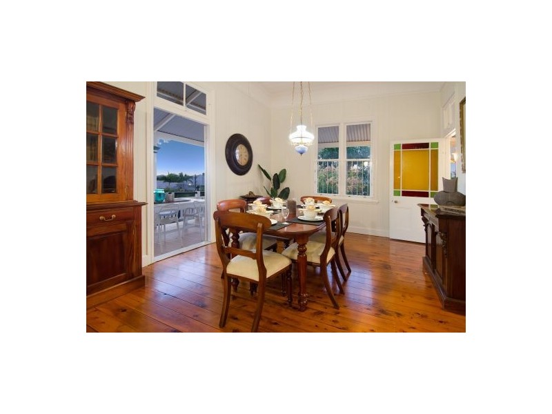 89 Watson Street, Camp Hill QLD 4152