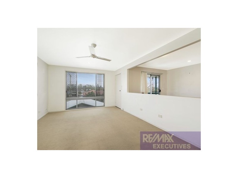 73 Milanion Crescent, Carindale QLD 4152