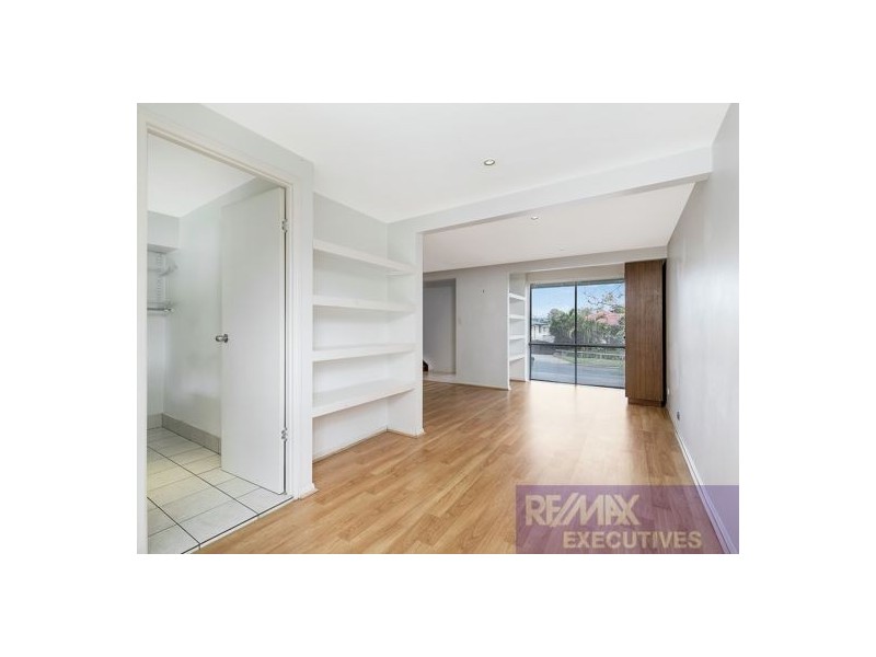 73 Milanion Crescent, Carindale QLD 4152