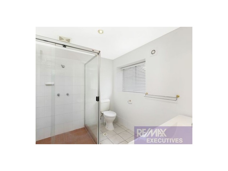 73 Milanion Crescent, Carindale QLD 4152