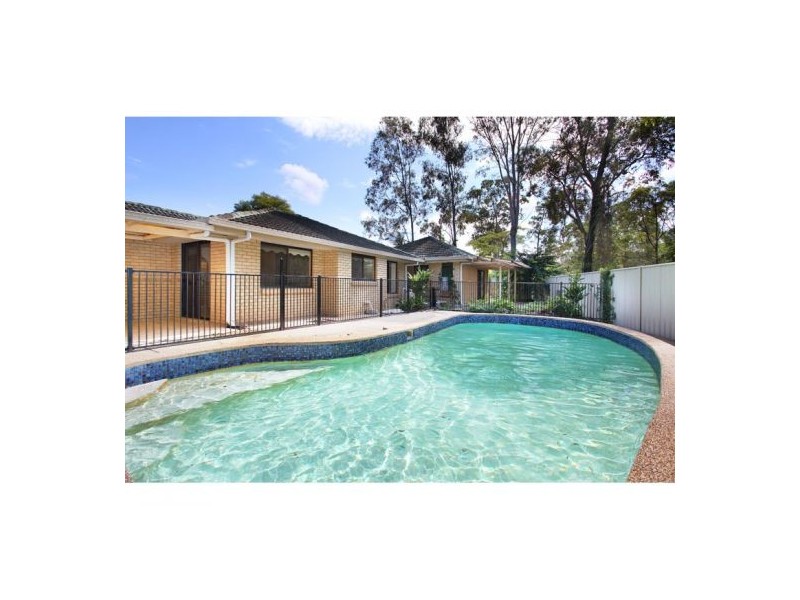 49 Kenora Street, Mansfield QLD 4122