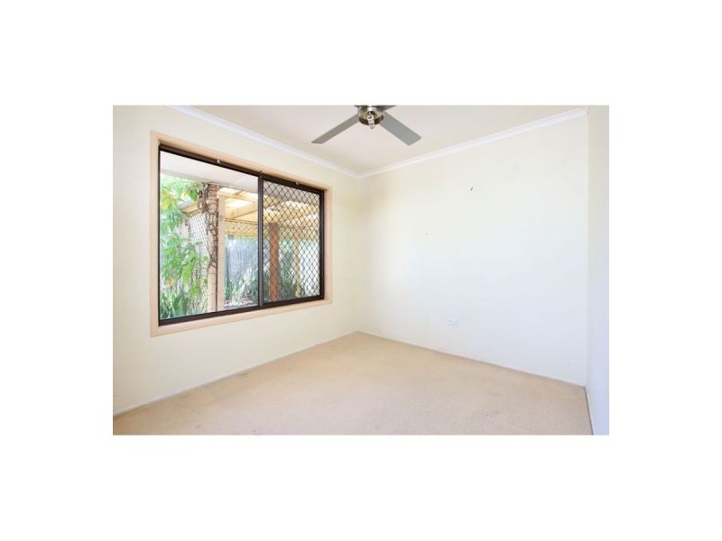 49 Kenora Street, Mansfield QLD 4122