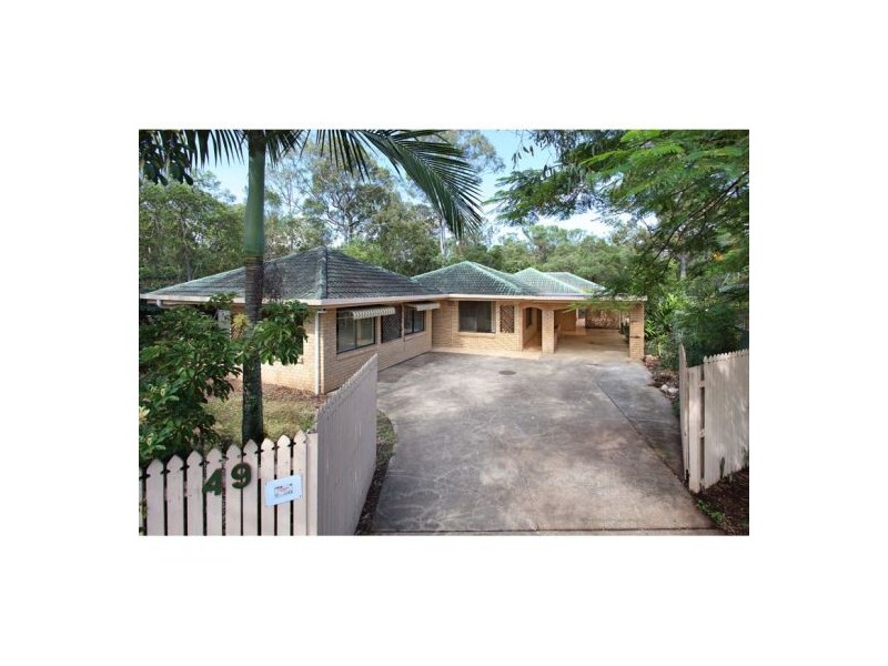 49 Kenora Street, Mansfield QLD 4122