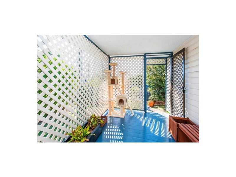 147 Wecker Rd, Mansfield QLD 4122