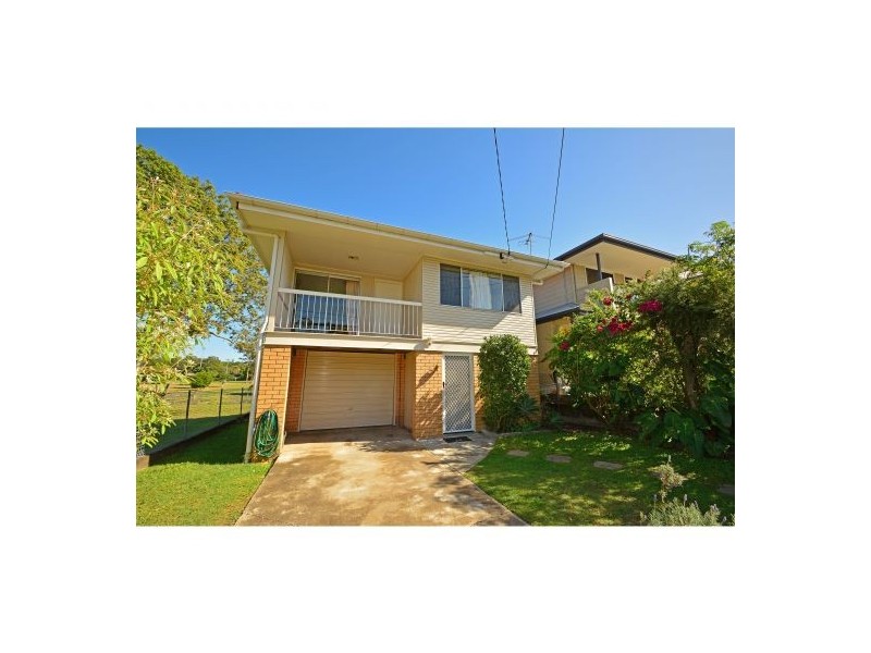 49 Pear Street, Greenslopes QLD 4120