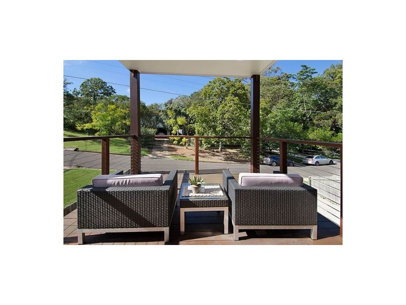 35a Charmaine St, Moorooka QLD 4105