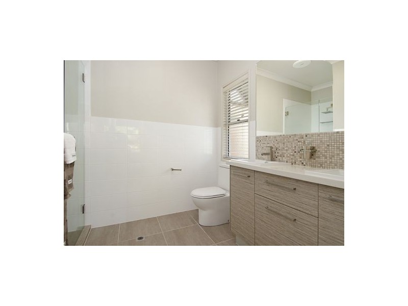 35a Charmaine St, Moorooka QLD 4105