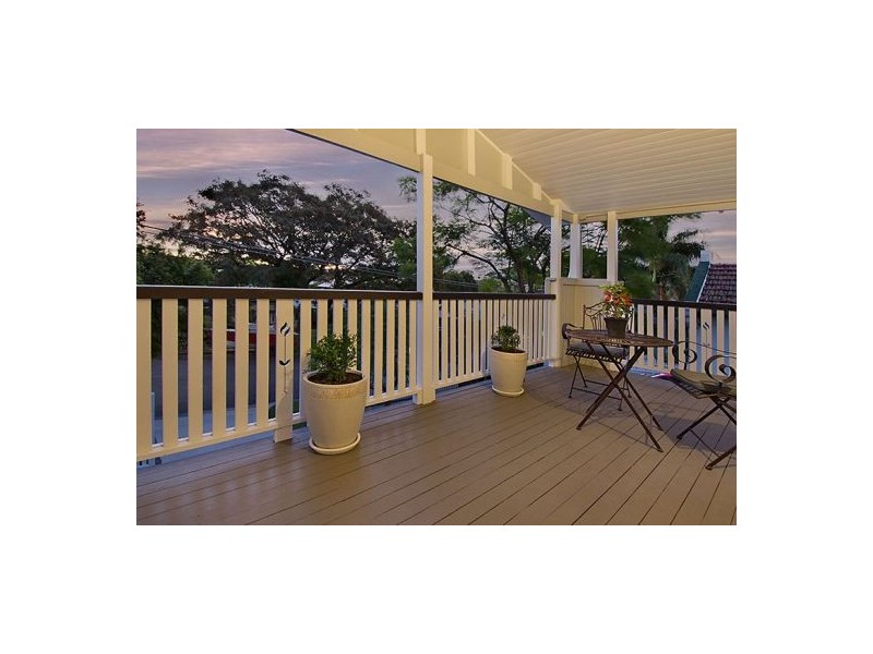 14 Trundle Street, Coorparoo QLD 4151
