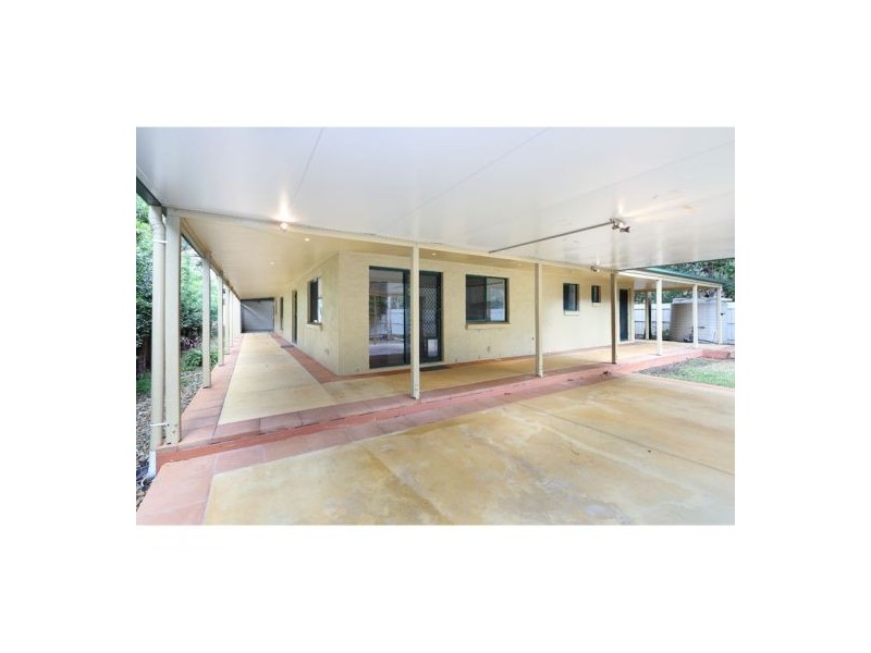 45 Oatland Crescent, Holland Park West QLD 4121
