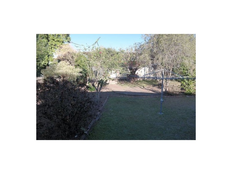 47 Victor Street, Holland Park QLD 4121