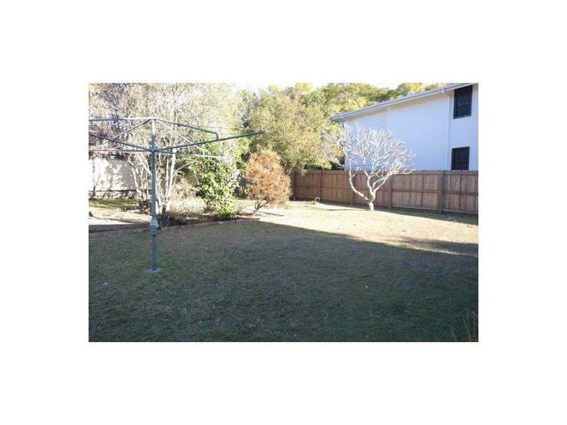 47 Victor Street, Holland Park QLD 4121