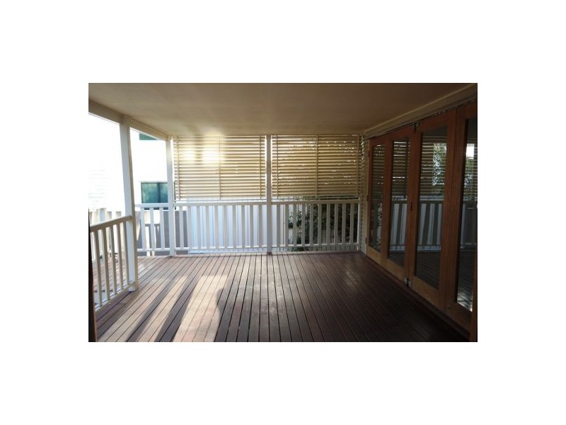 14 Solar Street, Coorparoo QLD 4151