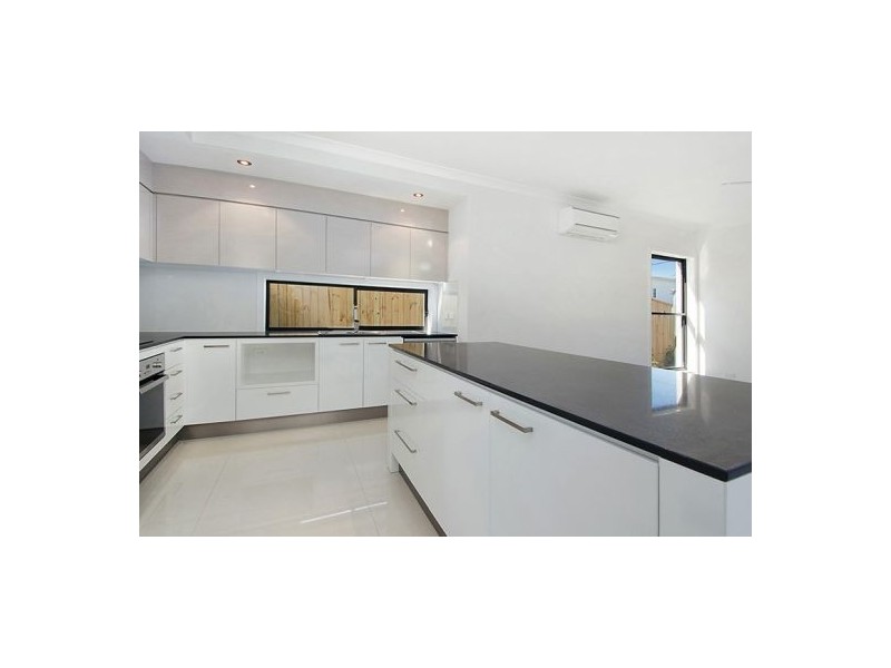 13/18 Bernecker Street, Carina QLD 4152