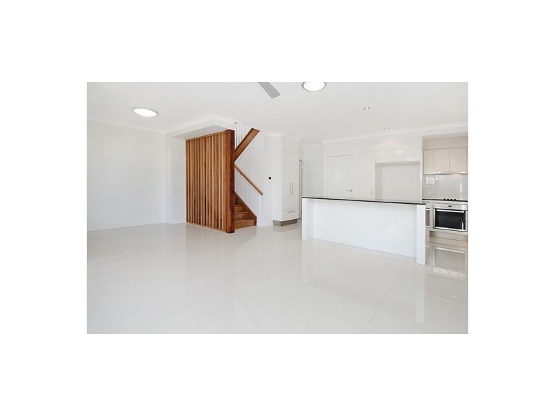 13/18 Bernecker Street, Carina QLD 4152