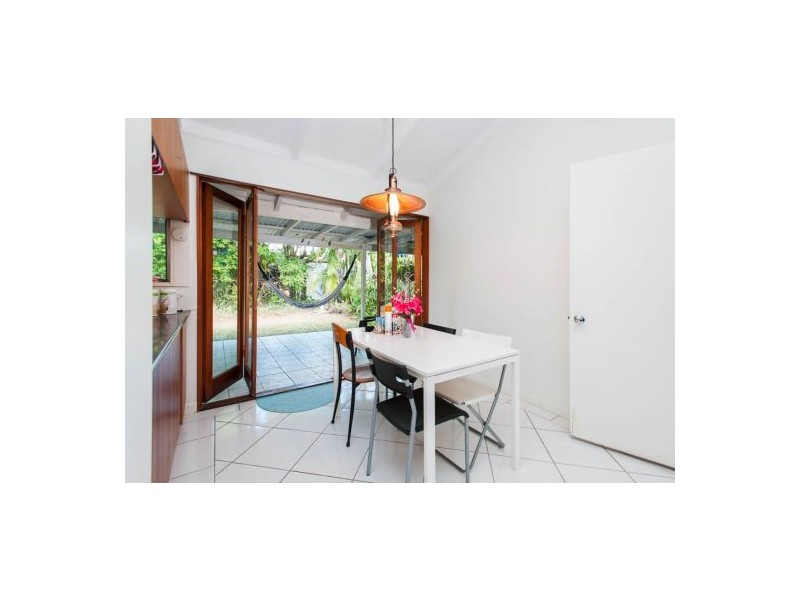 22 Shirland Street, Macgregor QLD 4109