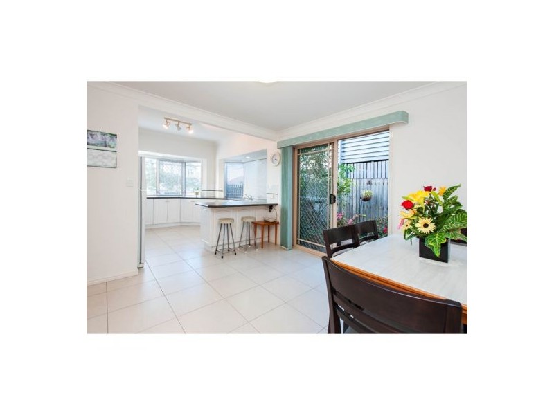 1/42 Headfort Street, Greenslopes QLD 4120