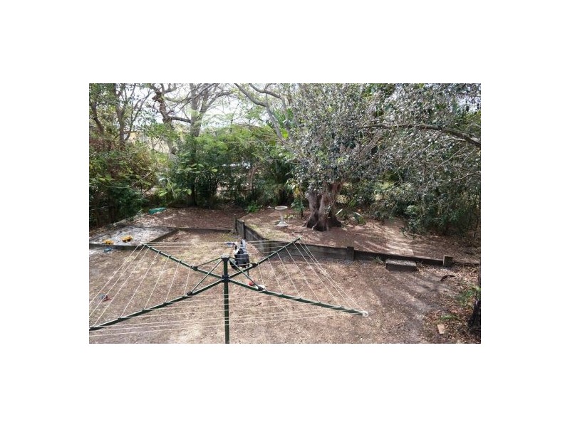 18 Grunert Street, Holland Park QLD 4121