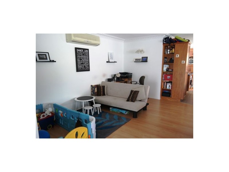 18 Grunert Street, Holland Park QLD 4121