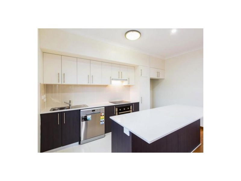 4 Coyne Street, Greenslopes QLD 4120